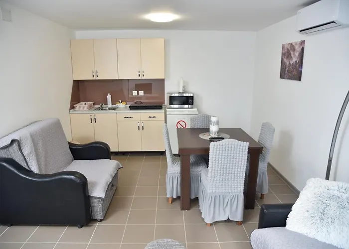 Апартаменты Boja Zalaska - Kameni Ягодина